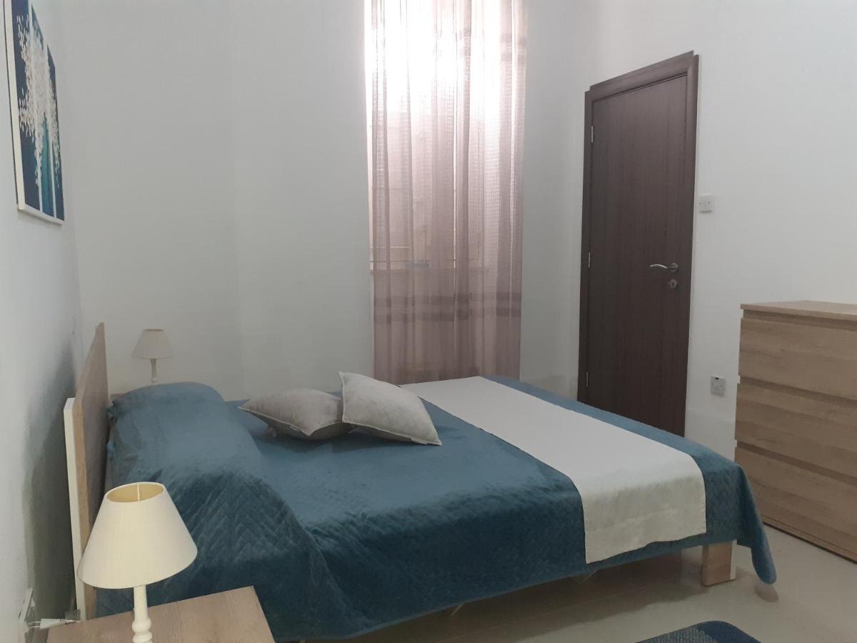 Cosy Apartment By The Sea Birżebbuġa Extérieur photo